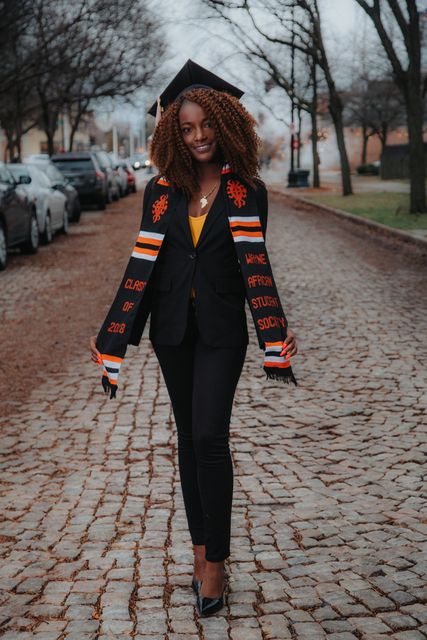 Graduation cap and gown photograph — Detroit graduation photographer (4)