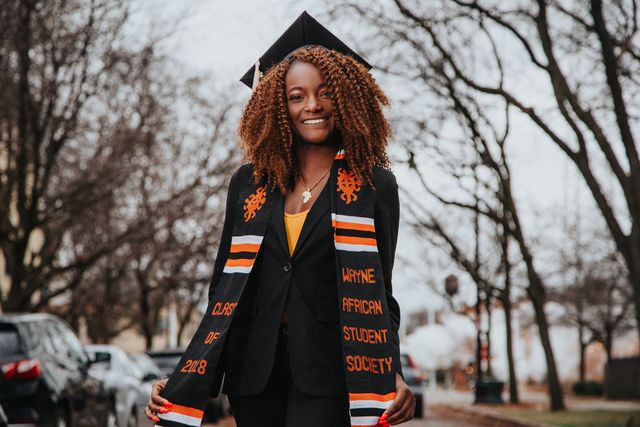 Milestone graduation photo session in Detroit (5)