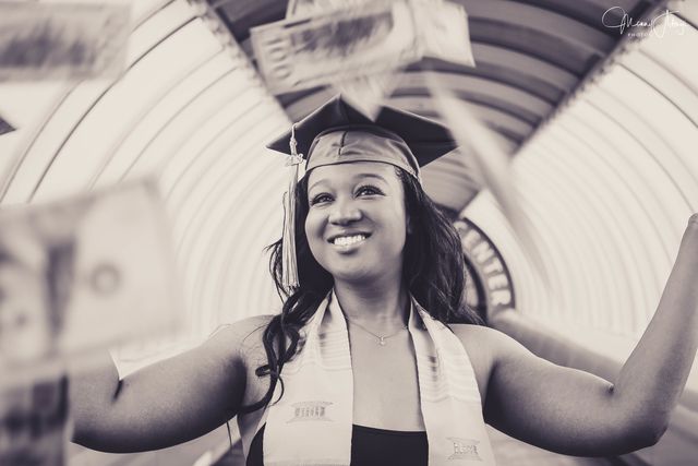 Detroit graduation photography — cap and gown portraits by Manny Adeniji (21)