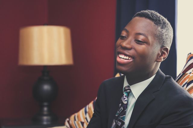 Graduation cap and gown photograph — Detroit graduation photographer (24)