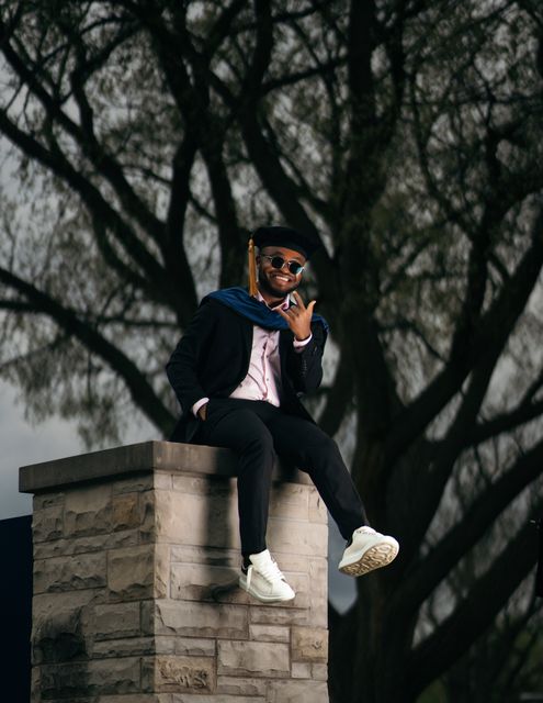 Detroit graduation photography — cap and gown portraits by Manny Adeniji (36)
