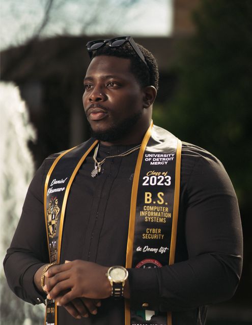 Milestone graduation photo session in Detroit (40)