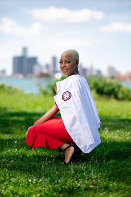 Graduation cap and gown photograph — Detroit graduation photographer (69)