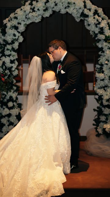 Detroit wedding photography — ceremony and reception coverage (36)