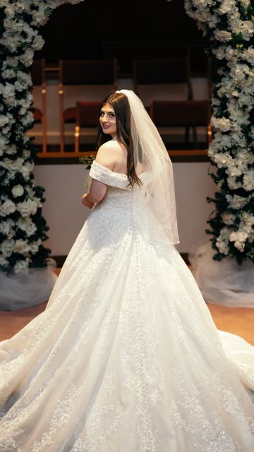 Michigan wedding photographer Manny Adeniji — bride and groom portrait (42)